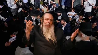 הרב שלום ארוש חושף: "החורבן האמיתי מתחיל כשאדם לא מרוצה מחייו"