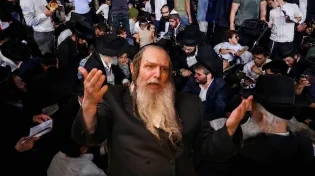 הרב שלום ארוש חושף: "החורבן האמיתי מתחיל כשאדם לא מרוצה מחייו"