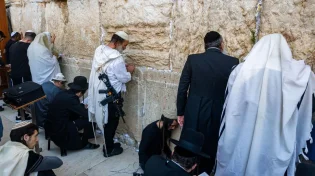 מעצב לחורבן ועד תקווה לגאולה: 10 דברים שכדאי לדעת על מגילת איכה