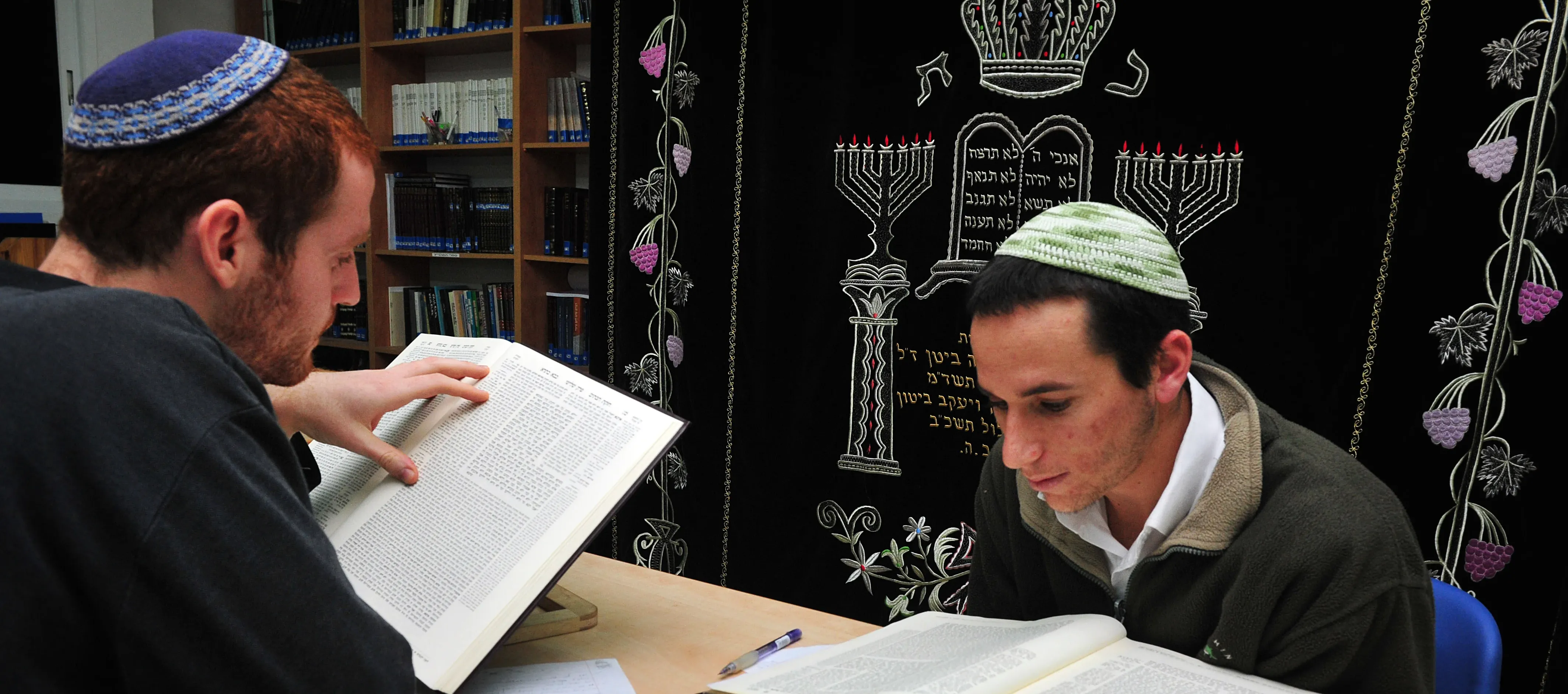 התורה מושלמת: הסיבה שאסור לשנות אפילו פרט אחד