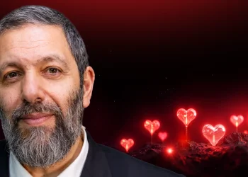 ט"ו באב: הסגולה שמסוגלת לשנות את המזל | שידור חי עם הרב עמנואל מזרחי