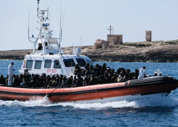 לפחות 72 הרוגים ומשבר הומניטרי: ספרד מתמודדת עם גל ההגירה הגדול ביותר לפחות 72 הרוגים ומשבר הומניטרי: ספרד מתמודדת עם גל ההגירה הגדול ביותר