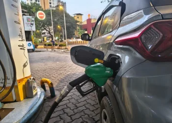 בלי ביטוח? לא תוכלו לתדלק: המהלך החדש שנבחן במדינה הענקית בלי ביטוח? לא תוכלו לתדלק: המהלך החדש שנבחן במדינה הענקית