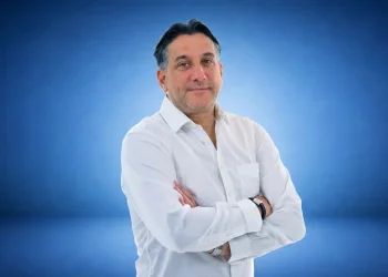 בטור מיוחד: חיים ישראל על המוזיקה, המשפחה וחשבון הנפש בטור מיוחד: חיים ישראל על המוזיקה, המשפחה וחשבון הנפש