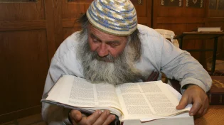 חשבתם שאי אפשר להשתנות אחרי גיל 60? המחקרים שמגלים מה באמת קורה למוח