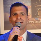 הקול נדם, השירה נשארה: לזכרו של הזמר והפייטן אבישי לוי ז