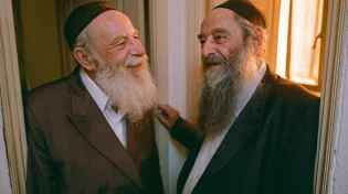 קל לאהוב את הרחוקים, אבל מה עם השכן שלך? הרב יצחק ידידיה שינפלד