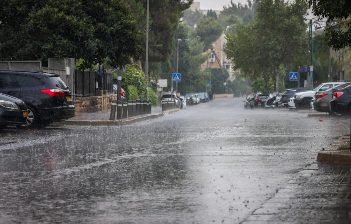 שינוי חד במזג האוויר: גשם וסופות רעמים בדרך, חשש משיטפונות שינוי חד במזג האוויר: גשם וסופות רעמים בדרך, חשש משיטפונות