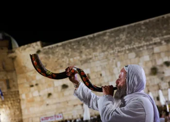 ראש חודש אלול כבר עבר "עוד לא מאוחר להשתנות" ראש חודש אלול כבר עבר "עוד לא מאוחר להשתנות"