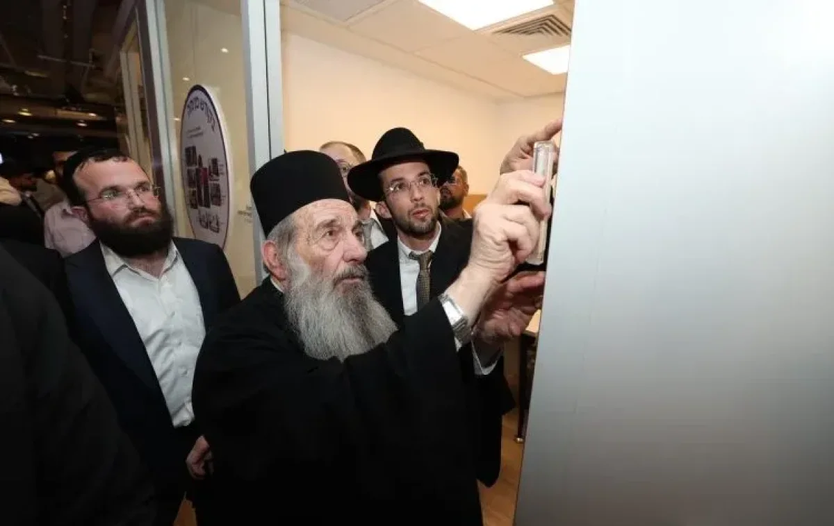 הצדיק חכם ניסים בן שמעון: "פה באמת מחברים את עם ישראל"