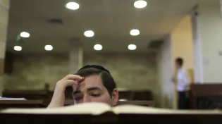 הוא לא ידע לפתוח ספר, שנים אחר כך עלה למסור דבר תורה
