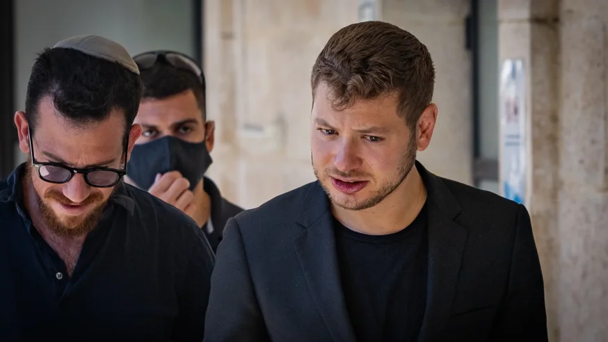 שב"כ חושף מה באמת קרה ליאיר נתניהו במיאמי שב"כ חושף מה באמת קרה ליאיר נתניהו במיאמי