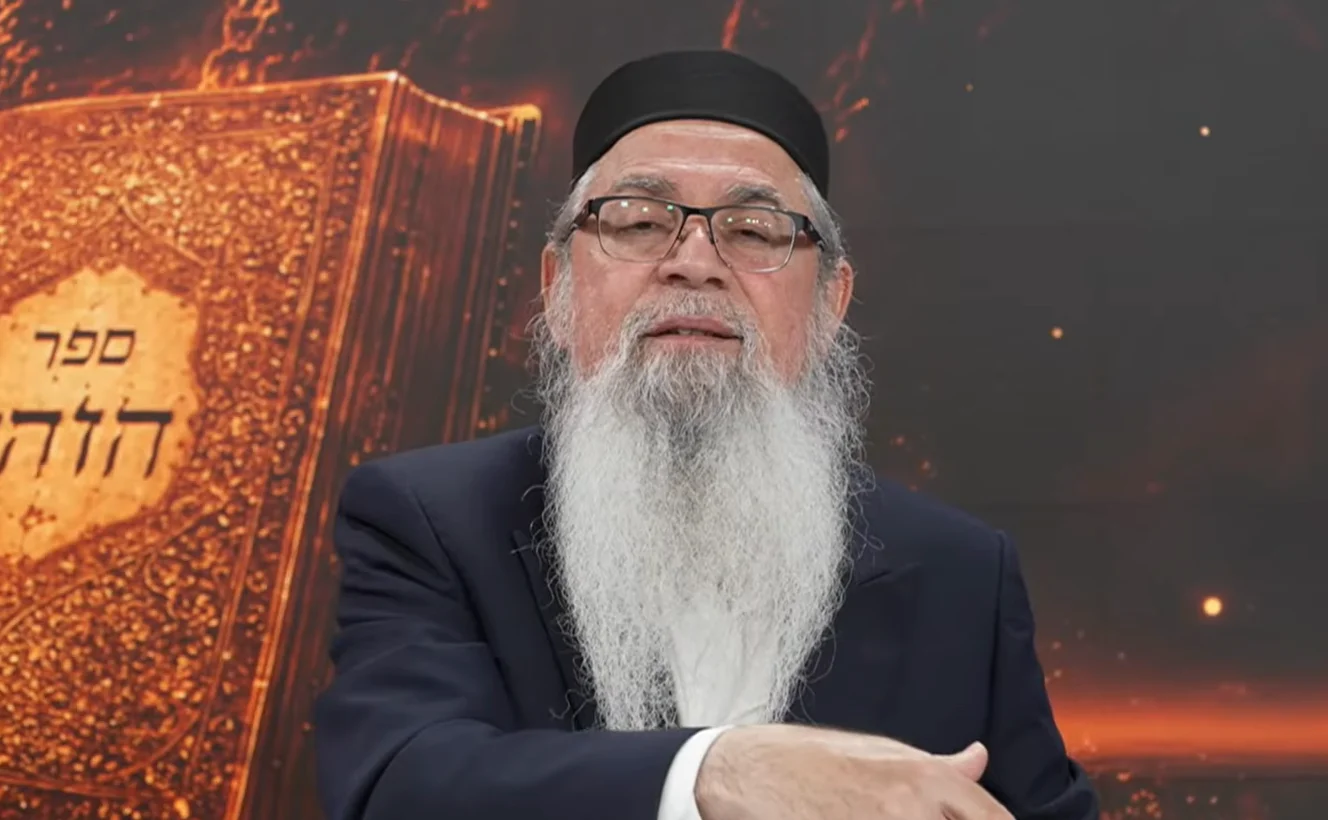 איראן מאיימת, עם ישראל בסערה: האם אנחנו לפני תפנית דרמטית?