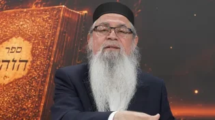 איראן מאיימת, עם ישראל בסערה: האם אנחנו לפני תפנית דרמטית?