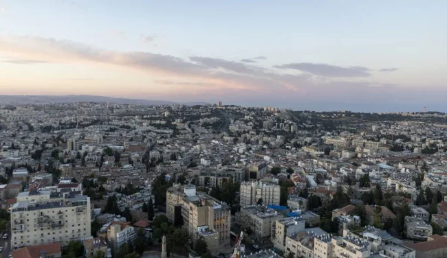 הקלה קצרה בלבד: עומסי החום חוזרים כבר מחר