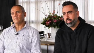 "מה שווה כל הכסף אם אני לא עושה קידוש עם הילדים?"