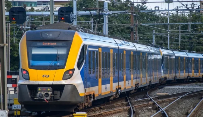 כאוס בהולנד: חבלה מסתורית שיתקה את רשת הרכבות