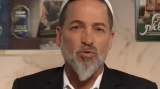 הבקשה המוזרה של בת ה-15 הותירה את אביה בהלם