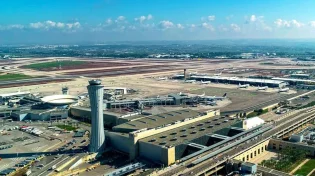 סערה בנתב"ג: עובדים נדרשים לעבוד במהלך היום הקדוש