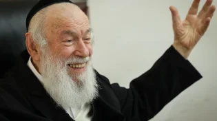 הרב זילברשטיין חשף: כך אמא גידלה תלמיד חכם