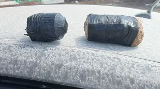 רגע לפני אסון: שני מטעני חבלה אותרו סמוך לבית מגורים