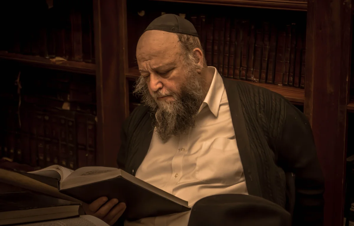 שניים מקרא ואחד תרגום
