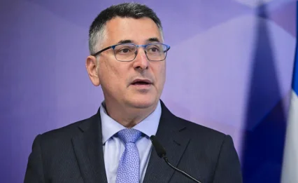 20 דיפלומטים מגורשים: ישראל סוגרת את הקונסוליה הבריטית