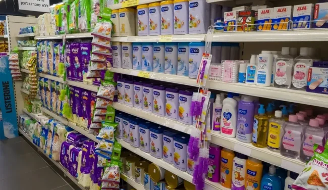 מכה לכיס ההורים: האגיס שוב מקטינה את אריזות החיתולים