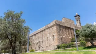 למה לאברהם נולד ישמעאל וליצחק עשו? ההסבר הקבלי