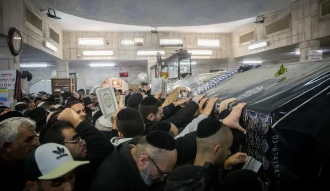 7 שנים חיכו לילד, ואז הגיעו לקבר הבבא סאלי