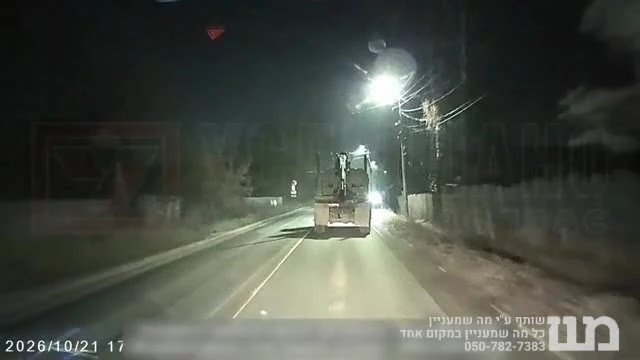 תושבים בצפון־מערב רוסיה נדהמו לראות כדור אש ירקרק שחוצה את השמיים במשך כעשר שניות.