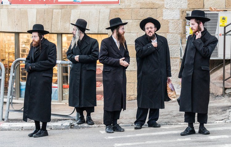 ברוך שלא עשני אישה הסבר. (צילום: Ronan Shenhav/shutterstock)