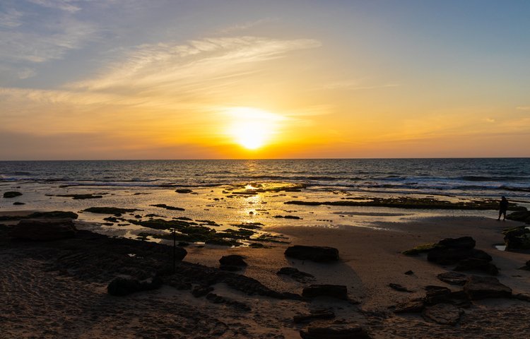 מתי מותר להניח תפילין בבוקר? (צילום: yosefus/shutterstock)