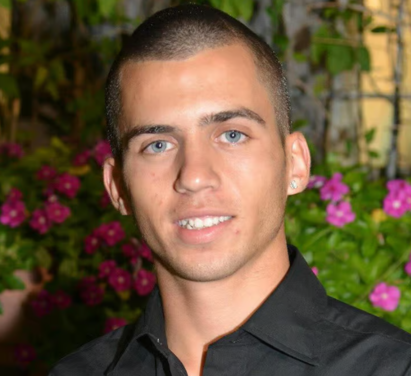 "מדינה שלמה מצדיעה לך": אלפים נפרדו מסמ"ר אורון שאול, עשור לאחר שנפל 