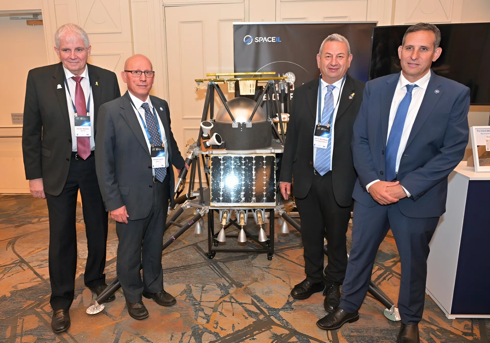 ישראל נמשלו ללבנה, ויגיעו אליה? החל תכנון בניית "בראשית 2"