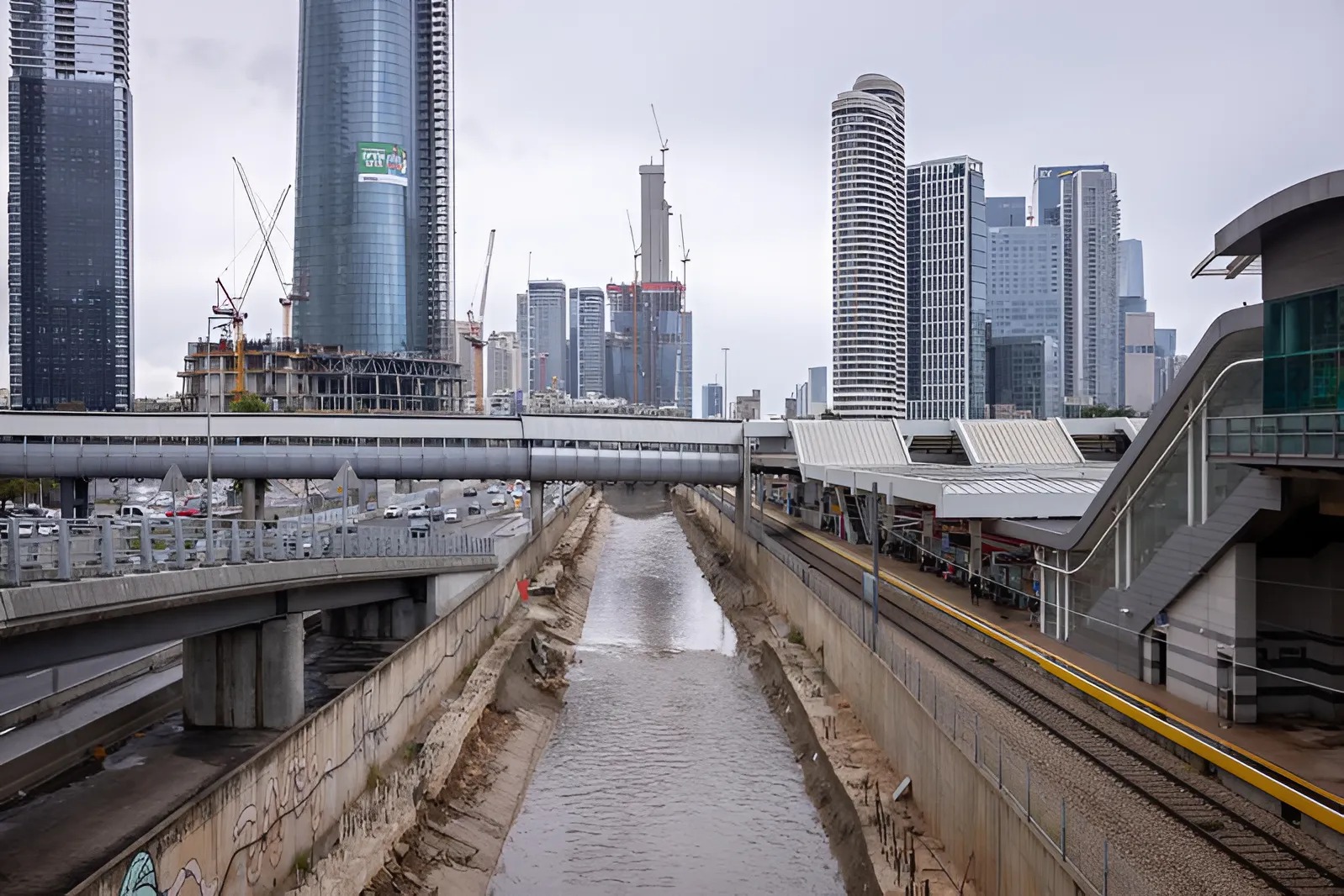 תחזית מזג האוויר: הסופה תימשך גם היום; שלג צפוי בחרמון תחזית מזג האוויר: הסופה תימשך גם היום; שלג צפוי בחרמון