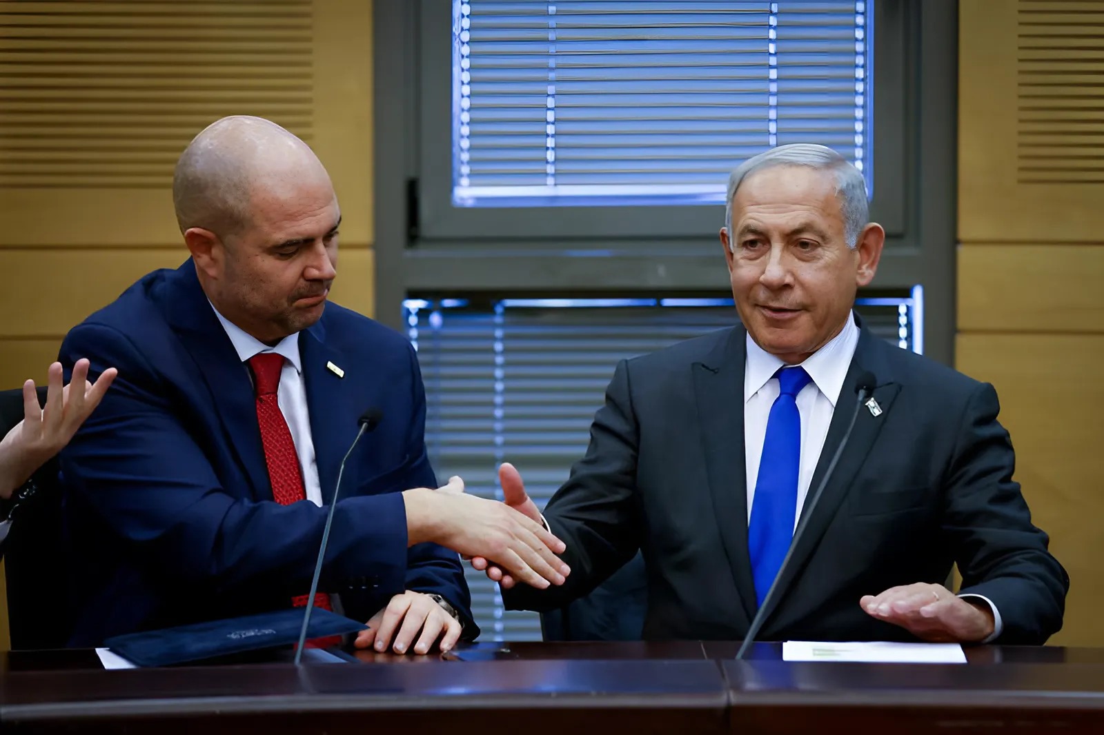 יו"ר הכנסת מצטרף לרה"מ ולשר המשפטים, ויחרים את השבעת נשיא העליון 