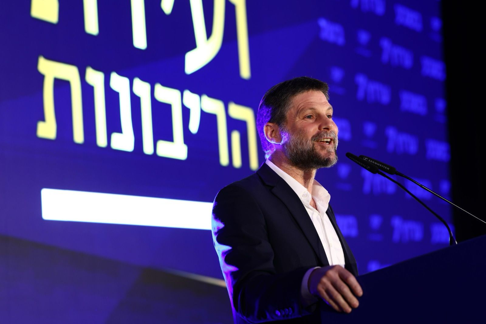 האולטימטום של סמוטריץ': השבת כל החטופים - או הרחבת הקיבוצים לתוך עזה האולטימטום של סמוטריץ': השבת כל החטופים - או הרחבת הקיבוצים לתוך עזה