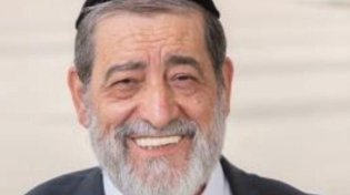הקשר הנסתר בין "תרומה" לקריאת התורה • חכם אברהם חמרה זצוק"ל
