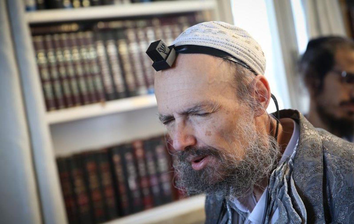 "הן א-ל כביר": הגאון רבי דב הכהן קוק נכנס לניתוח; בטבריה מתחזקים בשמירת השבת "הן א-ל כביר": הגאון רבי דב הכהן קוק נכנס לניתוח; בטבריה מתחזקים בשמירת השבת