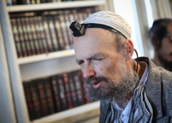"הן א-ל כביר": הגאון רבי דב הכהן קוק נכנס לניתוח; בטבריה מתחזקים בשמירת השבת