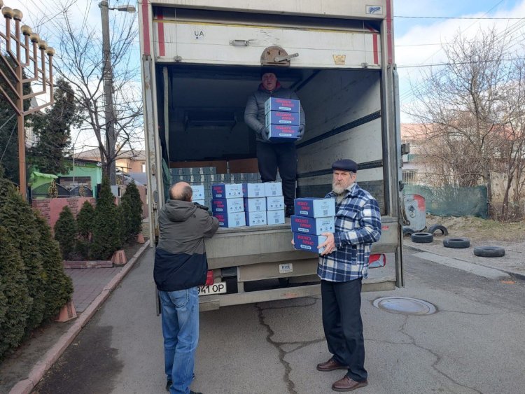 "בטוחים שיהיה 'ונהפוכו'": פורים הרביעי במלחמה – כך נערכים היהודים באוקראינה "בטוחים שיהיה 'ונהפוכו'": פורים הרביעי במלחמה – כך נערכים היהודים באוקראינה