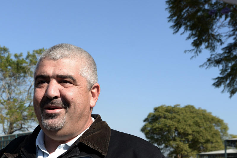 שלומי לחיאני, ראש עיריית בת ים לשעבר, נפצע קל מפיצוץ מטען ברכבו