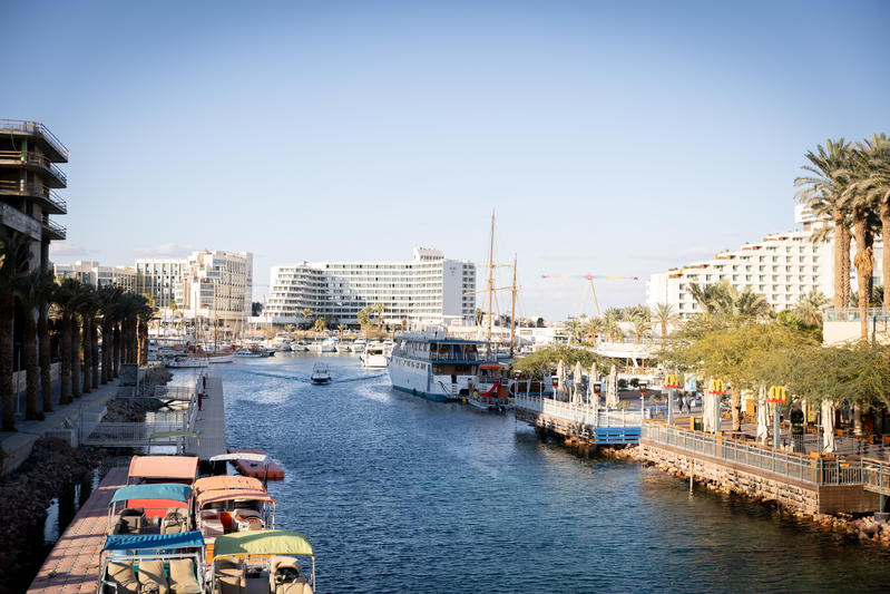 אילת חגגה 76 שנים לשחרורה בטקס מרגש ושחזור הנפת דגל הדיו