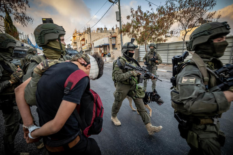 המאבק בכלכלת הטרור: שני חשודים נעצרו בחשד לקבלת כספים מחמאס