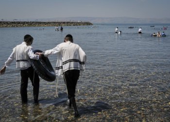לקראת החום הקיצוני בסוף השבוע: כך תימנעו ממכות חום