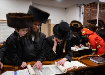 מגילת אסתר המלאה לקריאה נוחה, בשעת התפילה ולאחריה 