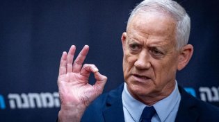גנץ פונה לרה"מ נתניהו: "עצור את הדחת ראש השב"כ"