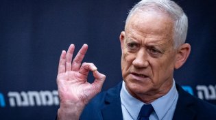 גנץ פונה לרה"מ נתניהו: "עצור את הדחת ראש השב"כ"