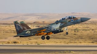 לחימה עצימה במספר זירות: צה"ל תקף בסוריה, לבנון ועזה